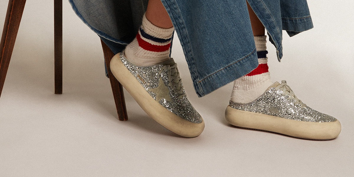 allows to borrow six items at a Golden Goose time for a month