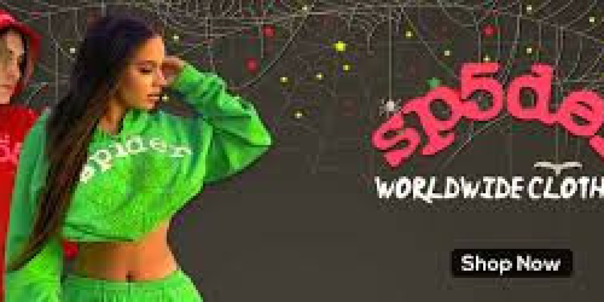 The Bold Fashion Statement: Sp5der Hoodie and Its Global Buzz