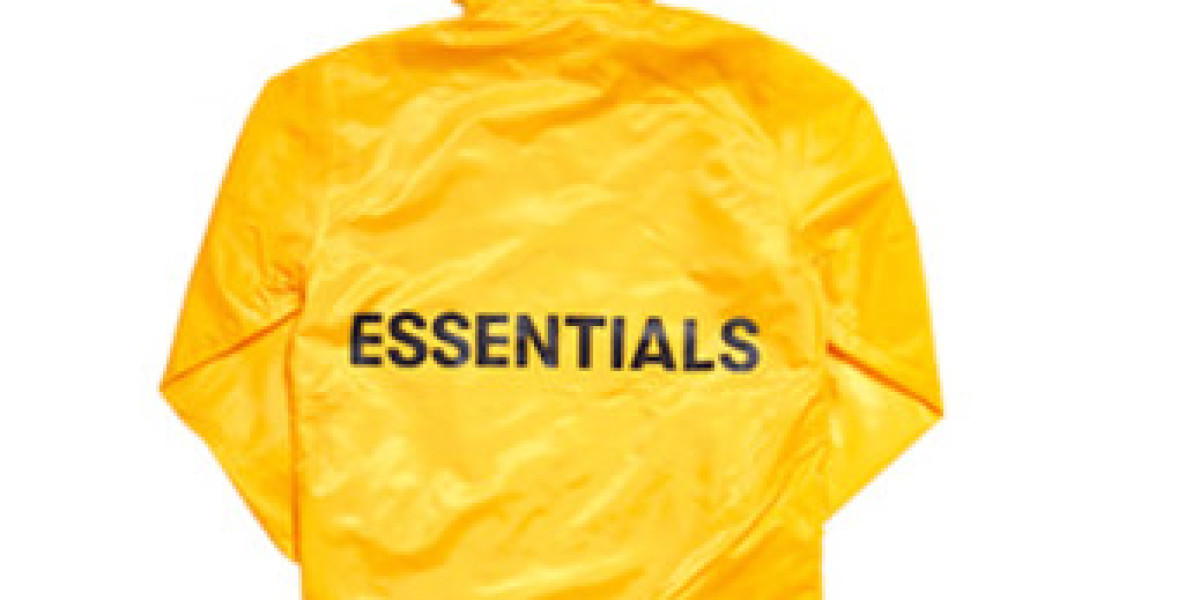 Casual Essentials Hoodie – Stay Warm, Look Cool All Season Long