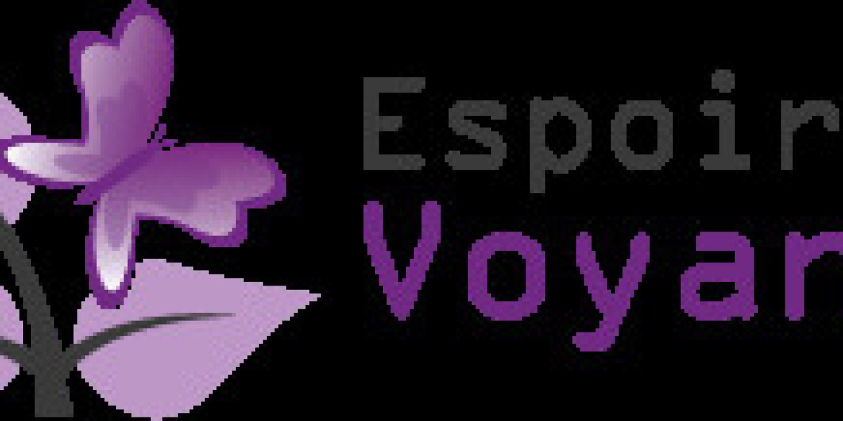 Tirage Carte Gratuit Amour : Découvrez Votre Vie Sentimentale sur Espoir Voyance