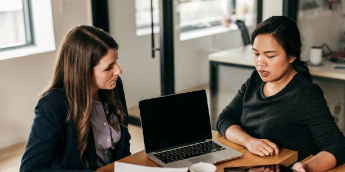 Understanding the Role of a Prenuptial Agreement Attorney in Family Planning