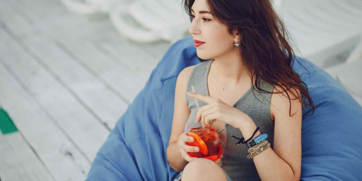 Comfortable and Respectful Experiences with Charbagh Call Girls