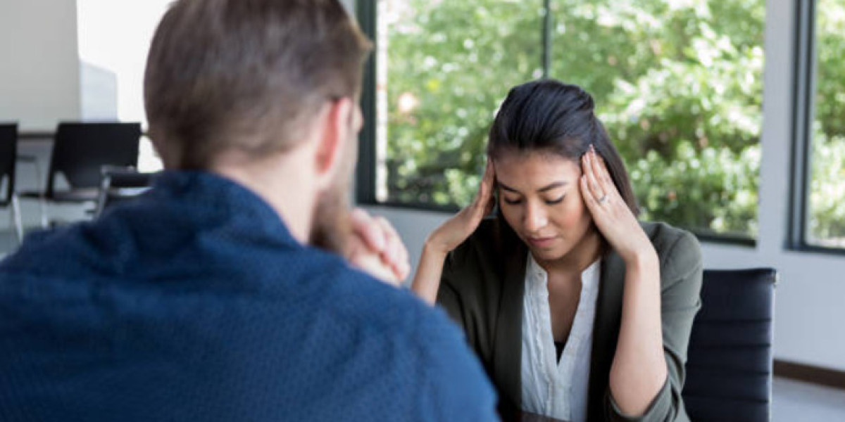 Breaking the Cycle of Worry Using Emotion Focused Therapy Anxiety Techniques