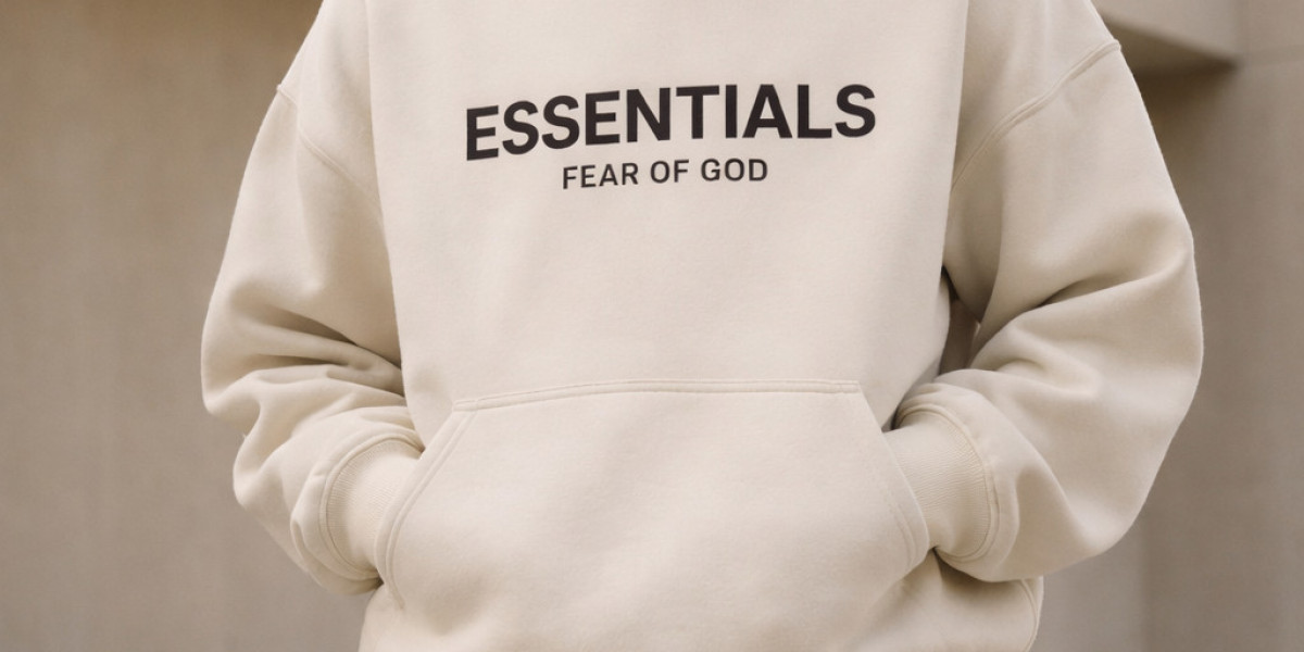 Essentials Hoodie – Complete Streetwear Guide for USA (2026)