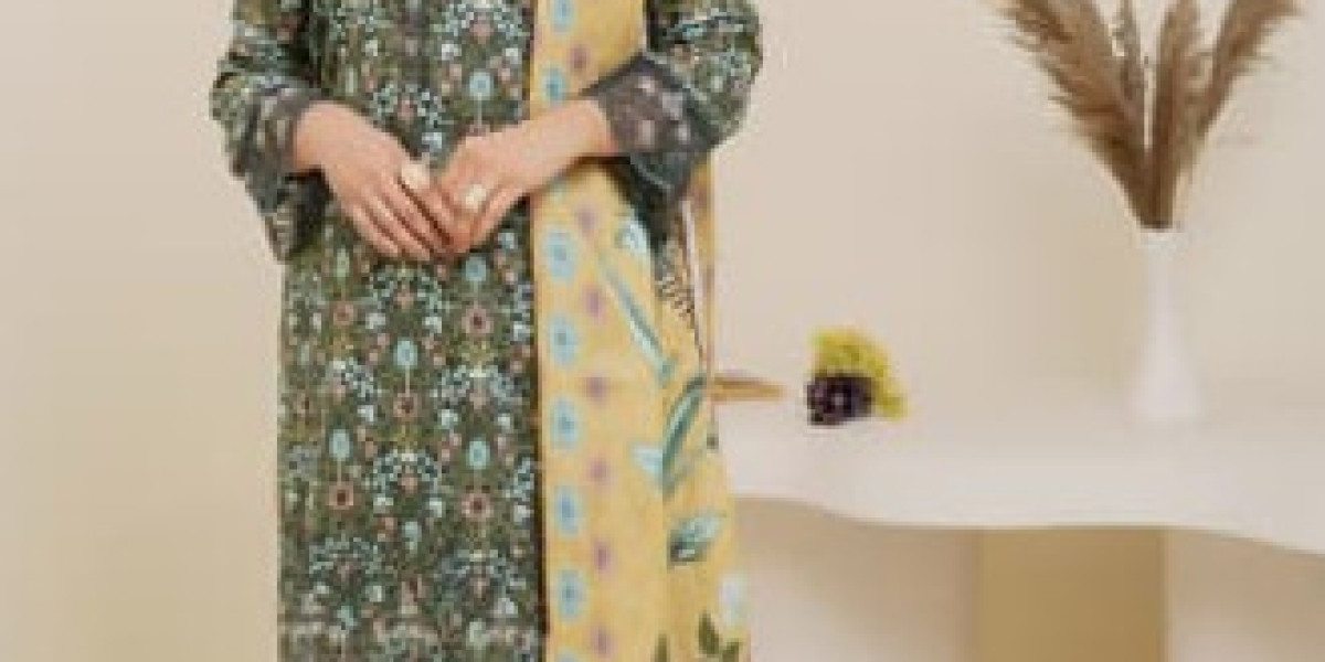 Latest Fashion Unstitched Suit in UAE Online