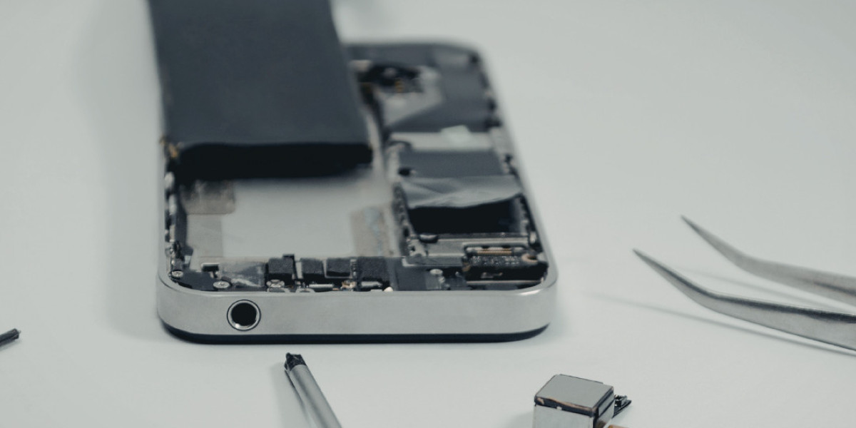 Best Deals on Mobile Repairs: Save More While Fixing Your Phone