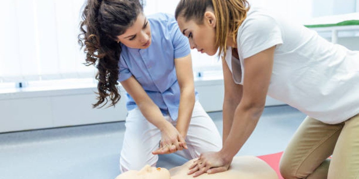 How First Aid CPR Training Helps Build Stronger and Safer Communities
