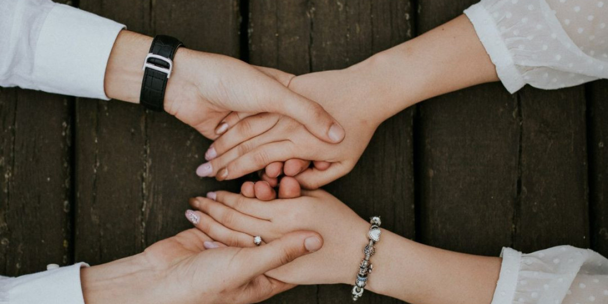 How to Rebuild Emotional Intimacy After Months of Disconnection